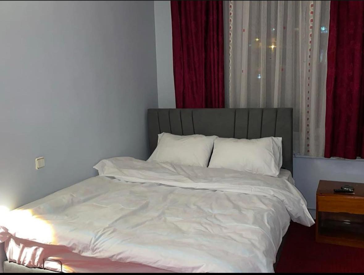 אנקרה Oez Altinbasak Otel מראה חיצוני תמונה