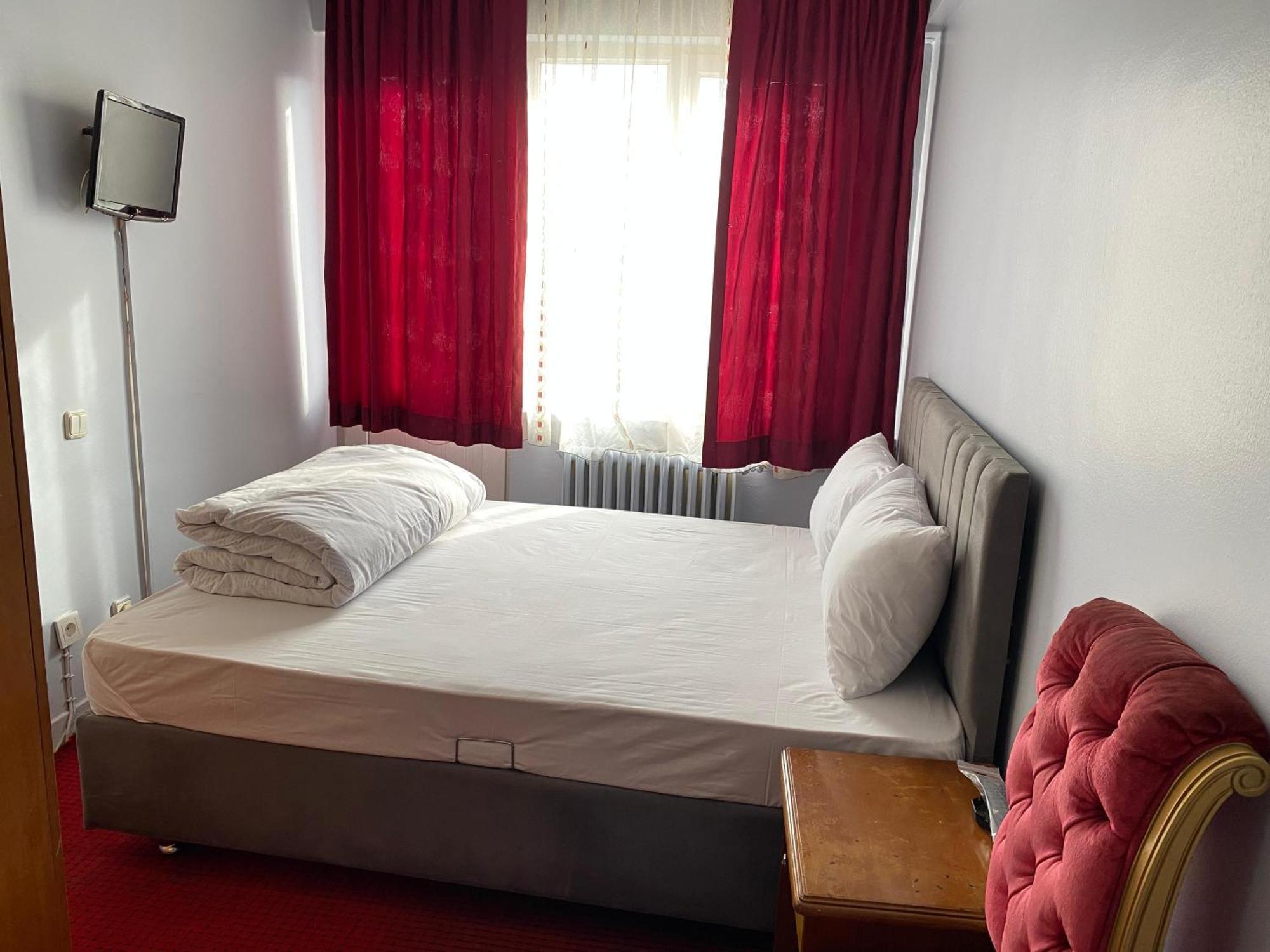 אנקרה Oez Altinbasak Otel מראה חיצוני תמונה